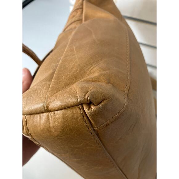 FOSSIL LARGE BROWN SMOOTH GENUINE LEATHER CROSSBODY BAG - Picture 9 of 16